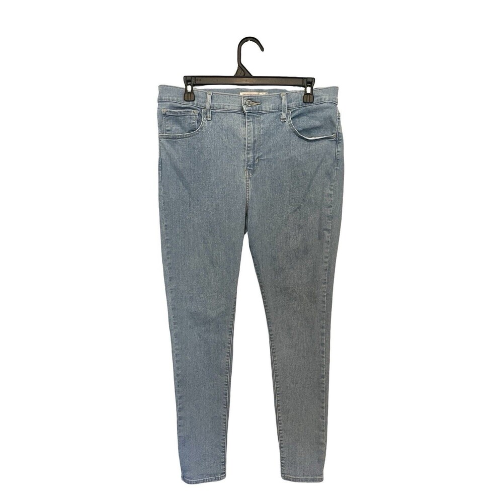 Women’s Levi’s 720 High Rise Super Skinny Size 32 Distressed Light Wash Jeans